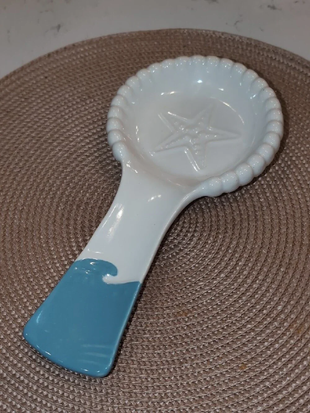 Beachly - Coastal Starfish Spoon Rest- White with Blue Handle